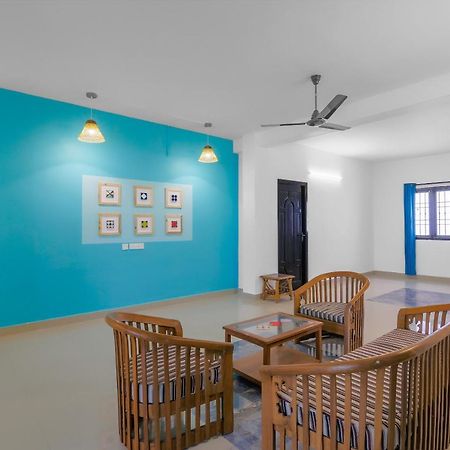 Oyo 79233 Hotel Hive Stays Kochi Exteriér fotografie